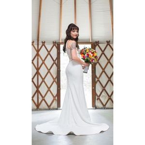 Lace trumpet wedding gown - Robert Bullock Maya 8